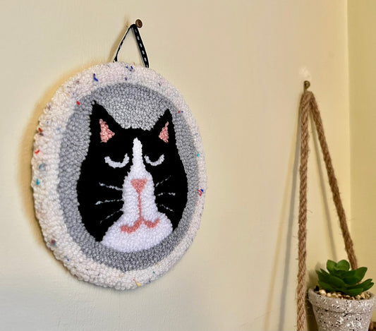 Cat on a Mat! Adorable black and white kitty wall hanging