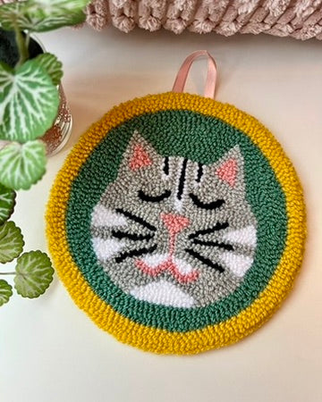 Cat on a Mat! Adorable tabby kitty wall hanging