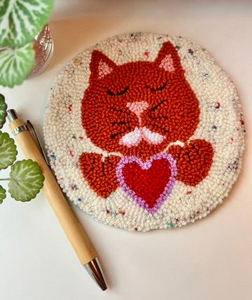 Cat on a Mat! Sweet ginger Valentine's kitty